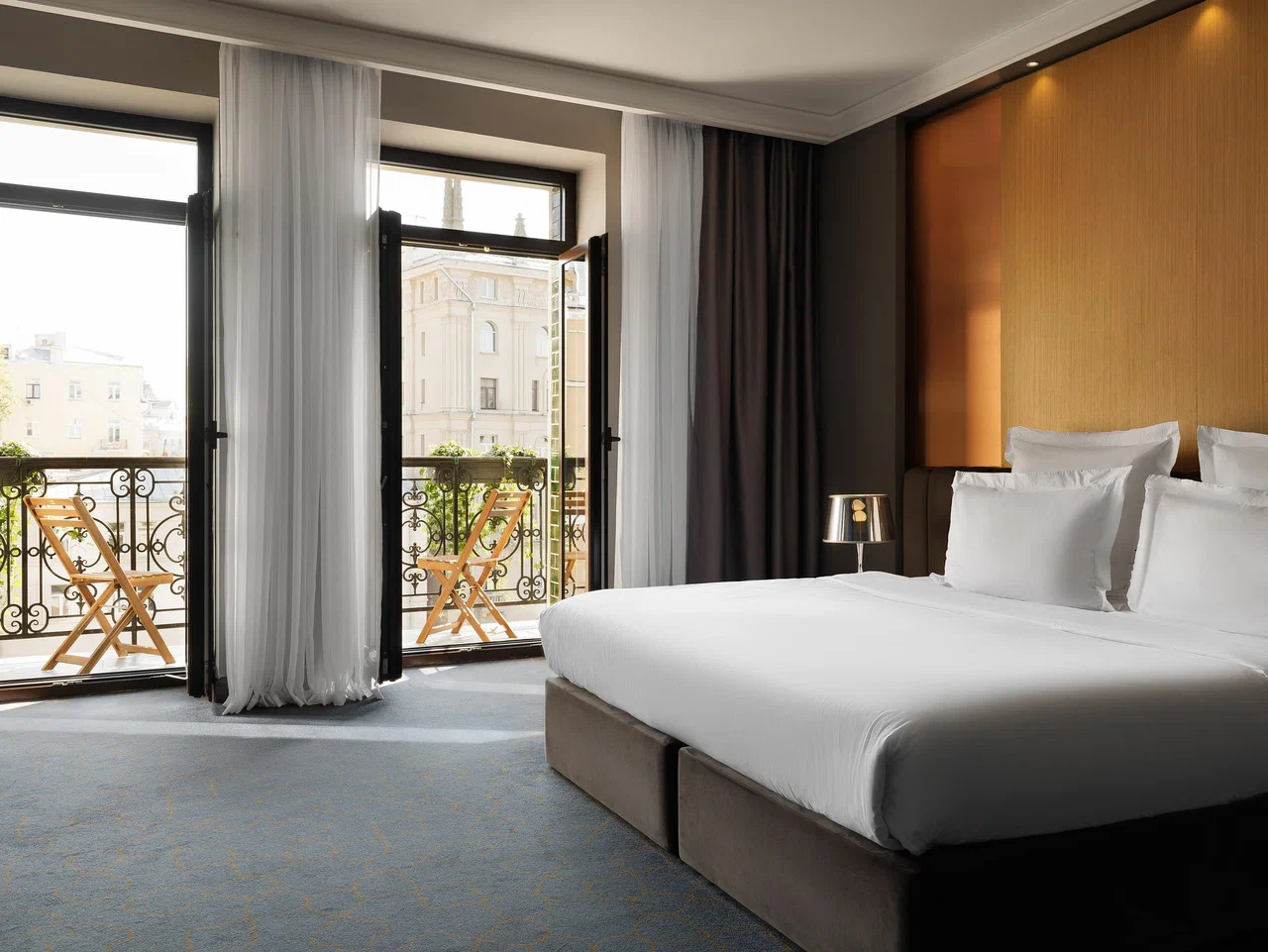 Лобби Hartwell Moscow Hotel